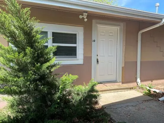 825 S Cherokee Apartment for rent in Girard, KS 825 S Cherokee Apartment for rent in Girard, KS