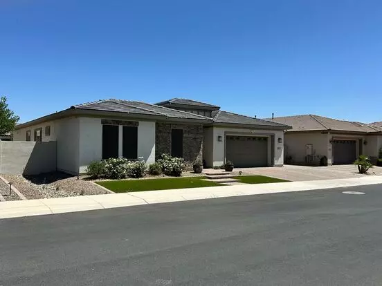 Charming 4-bedroom, 3-bath Home Apartment for rent in Chandler, AZ Charming 4-bedroom, 3-bath Home Apartment for rent in Chandler, AZ