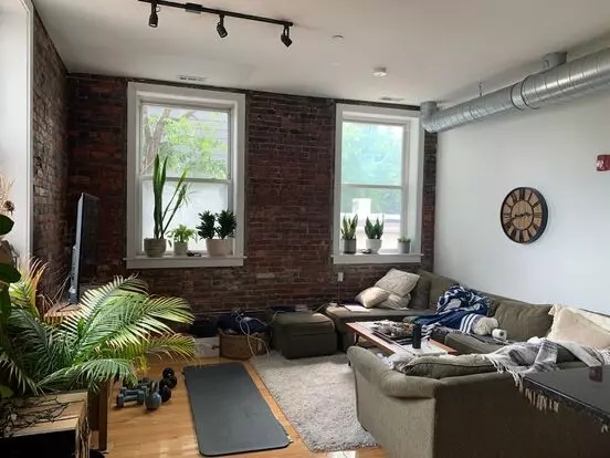 GSR Center Apartment for rent in Philadelphia, PA GSR Center Apartment for rent in Philadelphia, PA