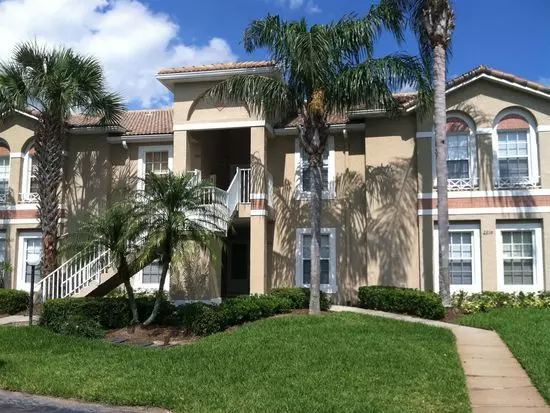 Second Floor 3 Bed 2 Bath Condo In South Kissimmee Just Off Of Jyp & Pleasant Hill Rd House for rent in Kissimmee, FL