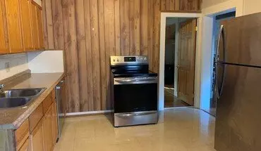 2 of 8 16 Pearl St Apartment for rent in Springfield, VT