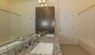 3 of 36 2/bdrm 2/bath - 1036sf - Waterfront House for rent in Edgewater, NJ