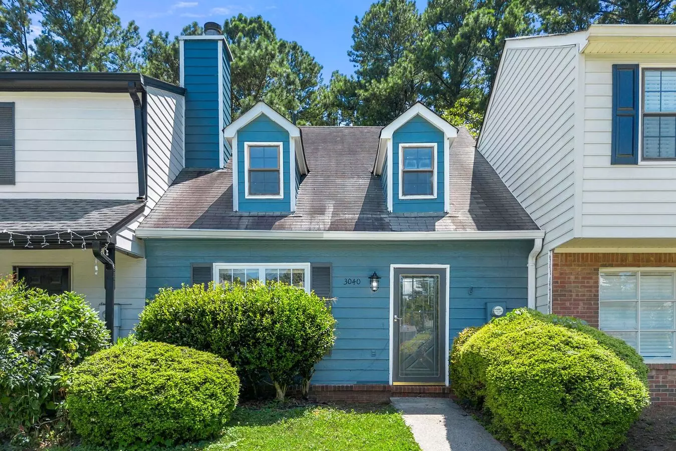 Renovated Modern 2br Townhome In Prime Kennesaw Location House for rent in Kennesaw, GA