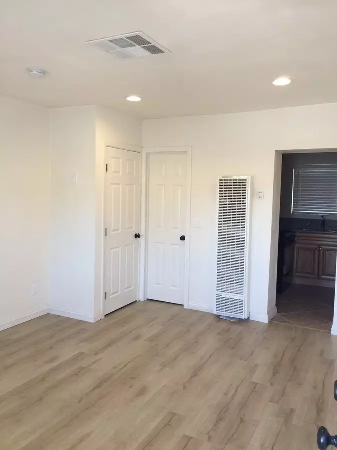 119 Otis Ave Apartment for rent in Barstow, CA