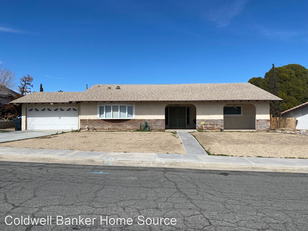 2024 Barcelona Cir Barstow, CA House for Rent Rentable