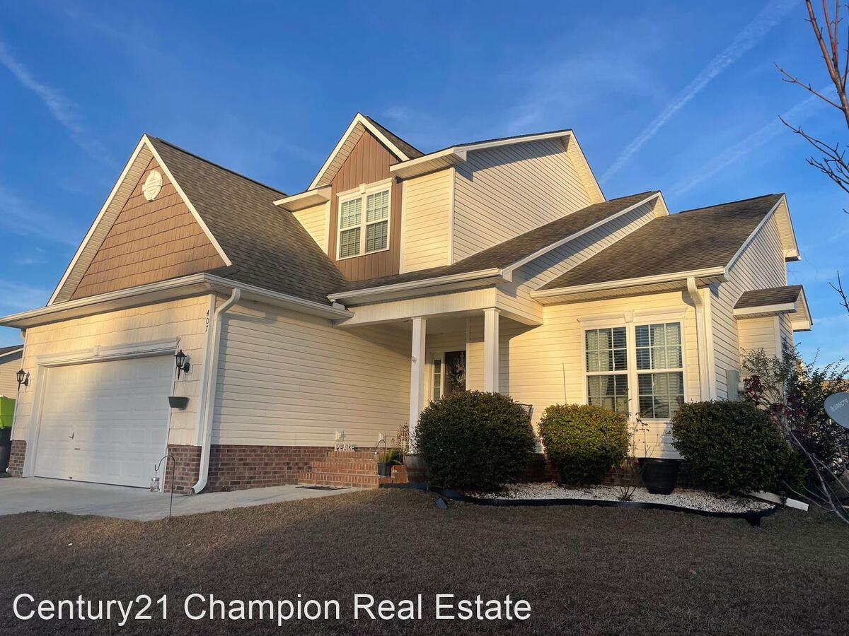 407 Sundown Ct Hubert, NC House for Rent Rentable