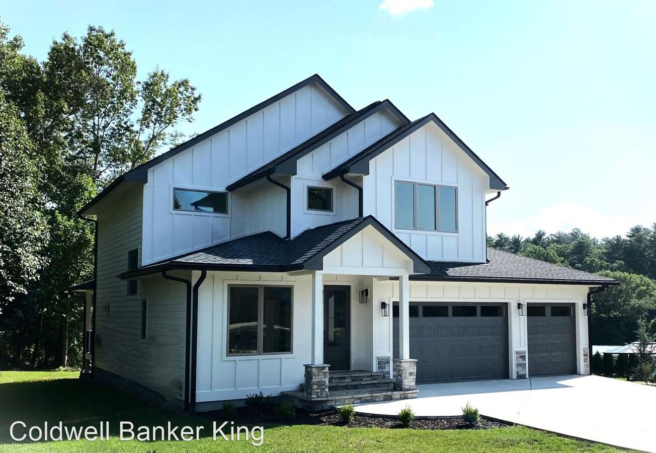 31 Drakes Meadow Ln Arden, NC House for Rent Rentable