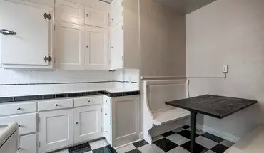 2 of 37 1037 NW 20th Ave Apartment for rent in Portland, OR