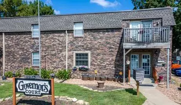 3 of 27 Governors Court Apartment for rent in Olathe, KS