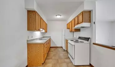 2 of 29 Central WI East Apartment for rent in Oshkosh, WI
