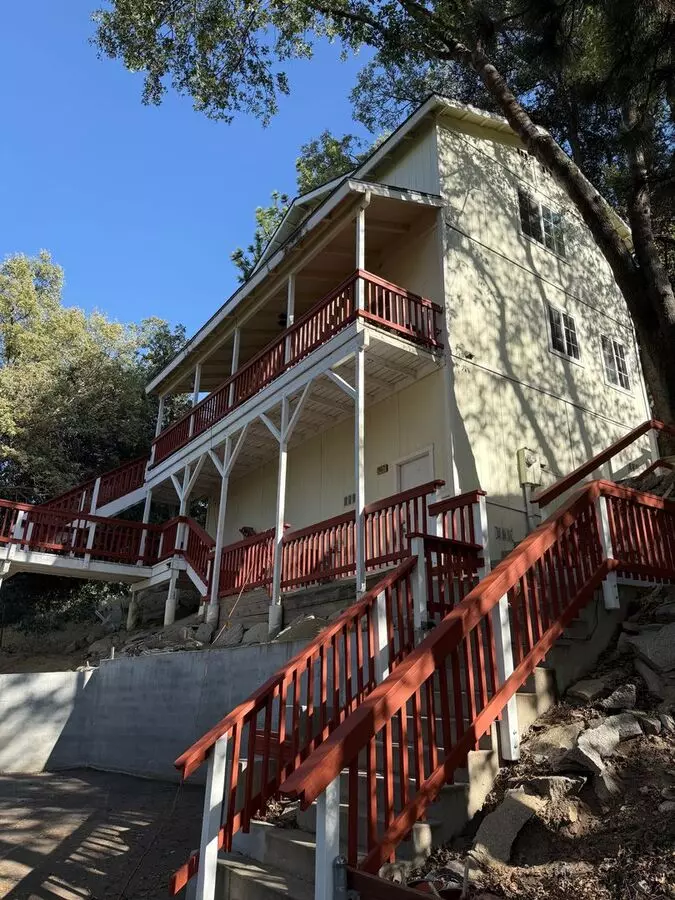 Beautiful Crestline Home - Private & Peaceful House for rent in Crestline, CA