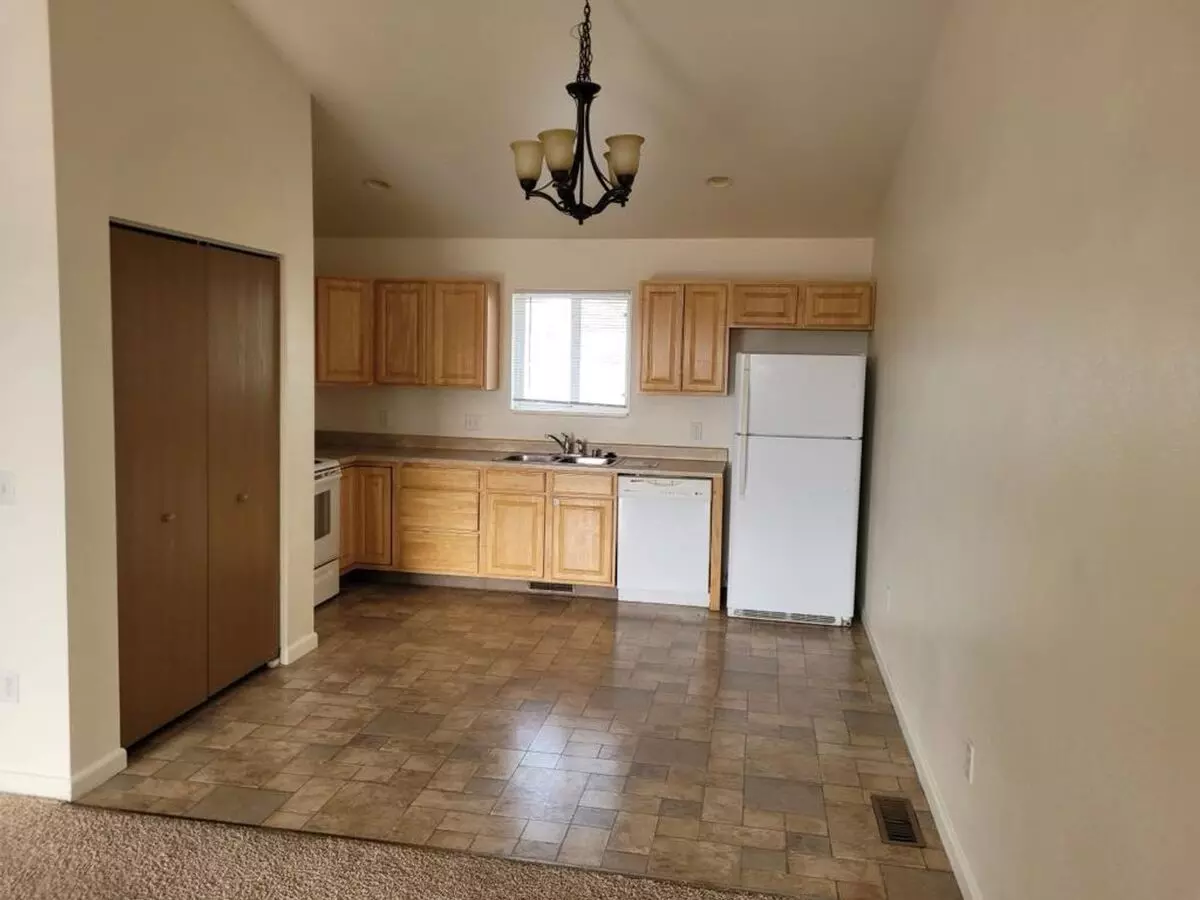 R1103 Apartment for rent in Laurel, MT