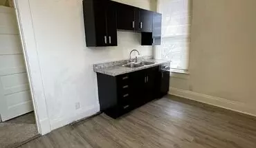 3 of 11 1012-1014 Hartford St Apartment for rent in Lafayette, IN