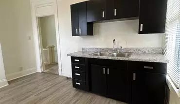 2 of 11 1012-1014 Hartford St Apartment for rent in Lafayette, IN