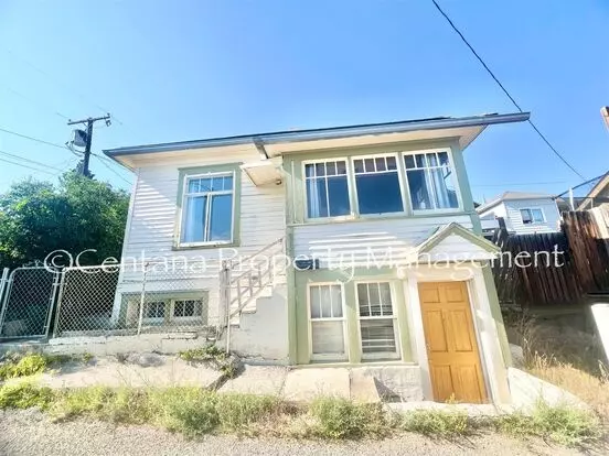 Quaint 2-bedroom Cottage Located In Uptown Butte! Apartment for rent in Butte, MT