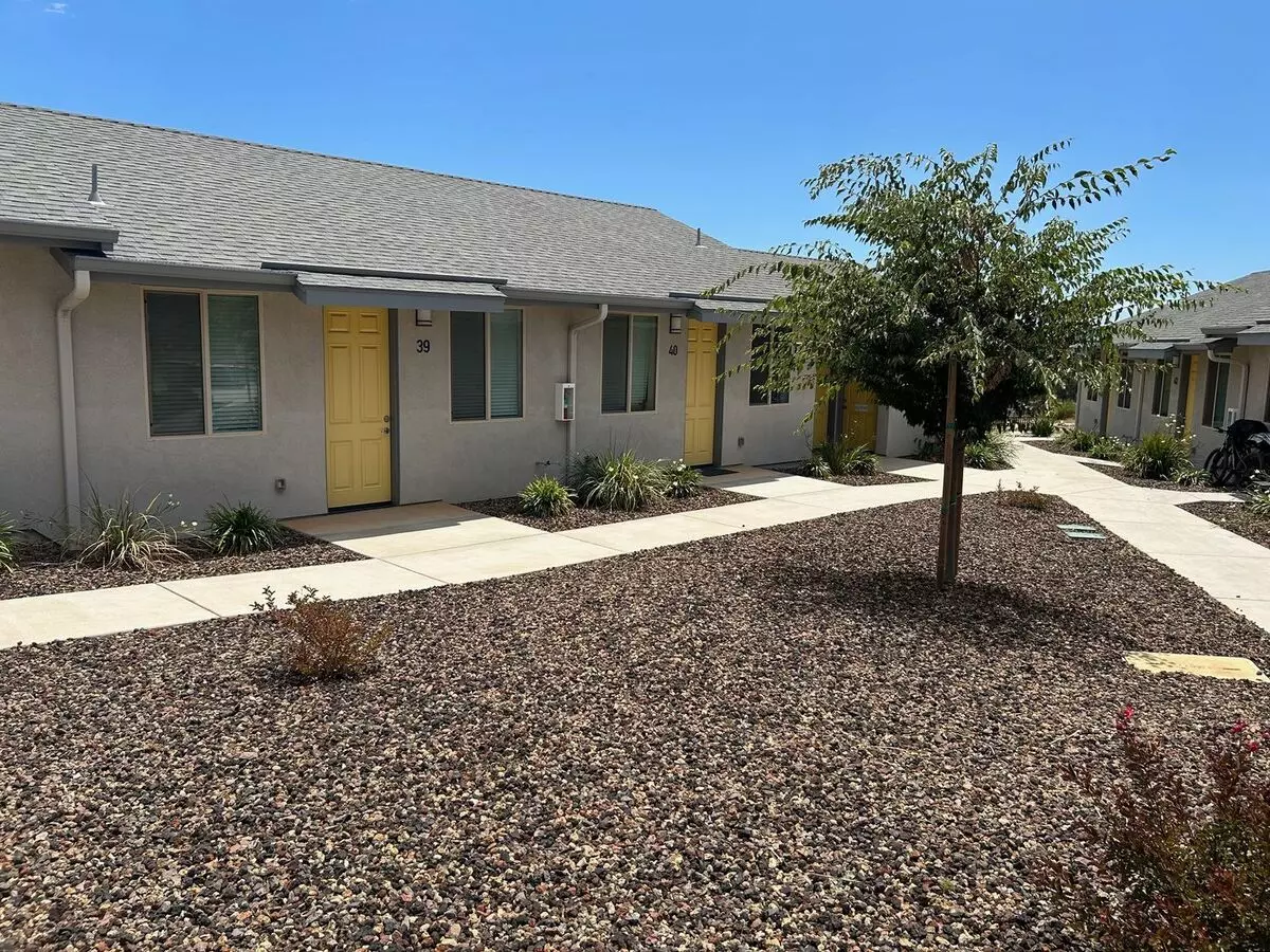 1060 Buschmann Rd Apartment for rent in Paradise, CA
