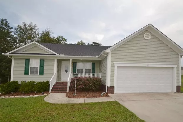Highly Desirable St Andrews Subdiv. 3 Bed, 2 Bath, 2 Car Garage With Fenced Yard Apartment for rent in Concord, NC