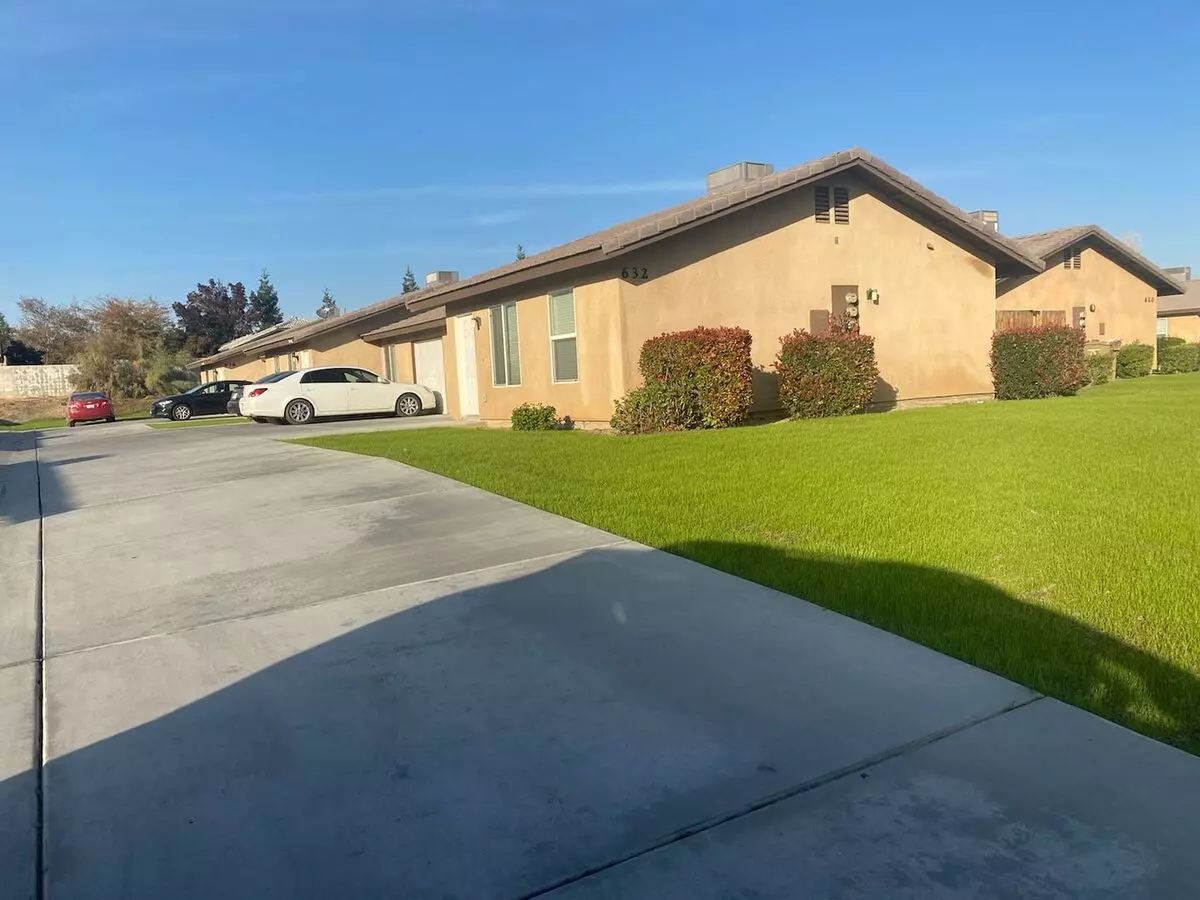 W. Day Ave. #a-b 632 Apartment for rent in Bakersfield, CA