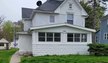 2 of 16 723 W 1st St Apartment for rent in Waterloo, IA