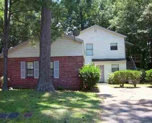 2359 Claremont Ln Apartment for rent in Tallahassee, FL