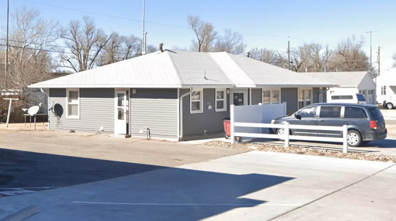 1017-1019 Mckinley Apartment for rent in Great Bend, KS