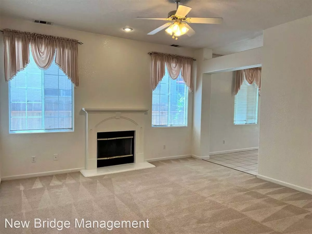 Beautiful Home Located Near Stan State House for rent in Turlock, CA