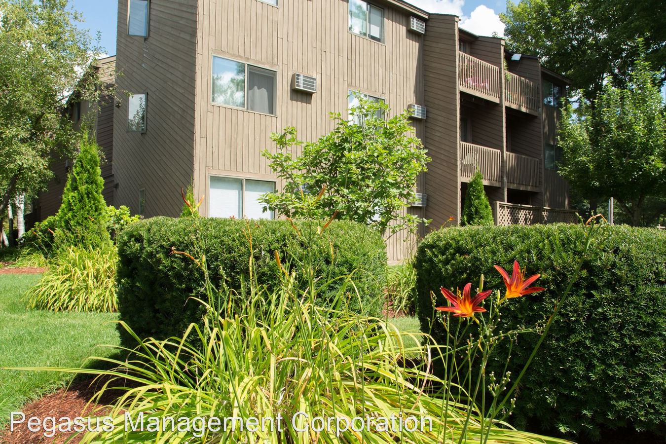 10 Center St Apartment for rent in Merrimack, NH