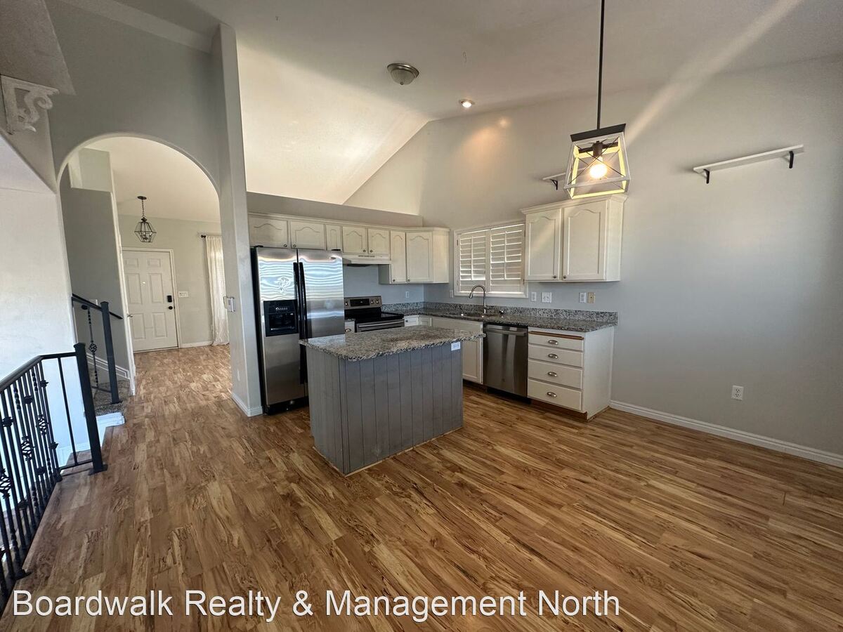 1424 S Pebble Creek Dr Layton, UT House for Rent Rentable