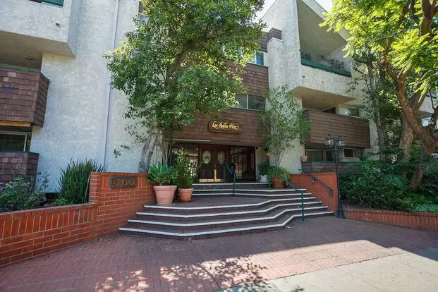 Newly Renovated 2 Bed + 2 Bath Condo In Prime Pasadena Location Apartment for rent in Pasadena, CA