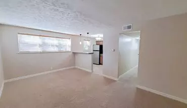 3 of 38 Ten On Jackson Apartment for rent in Omaha, NE