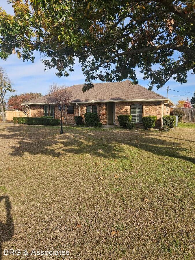500 Mustang Ct Lavon, TX House for Rent Rentable