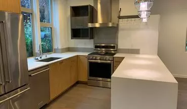 2 of 37 Stunning Home In The Heart Of The City! House for rent in Seattle, WA