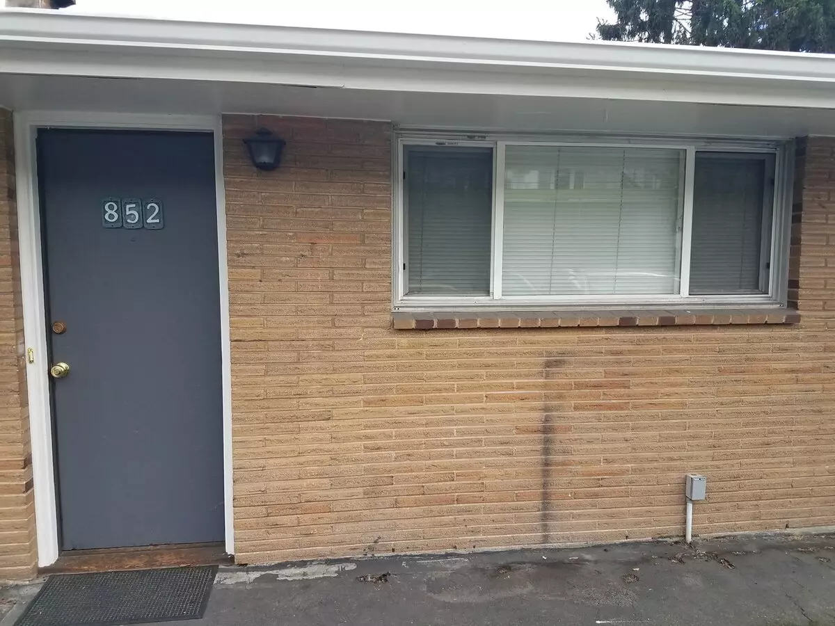 852 Hs Carlsen Apartment for rent in Seattle, WA