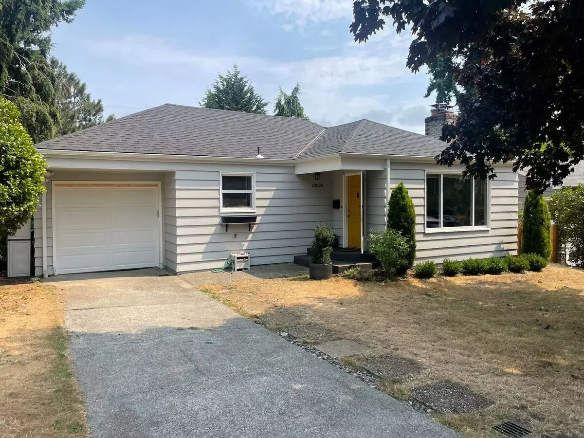 Charming Home In Arbor Heights! House for rent in Seattle, WA