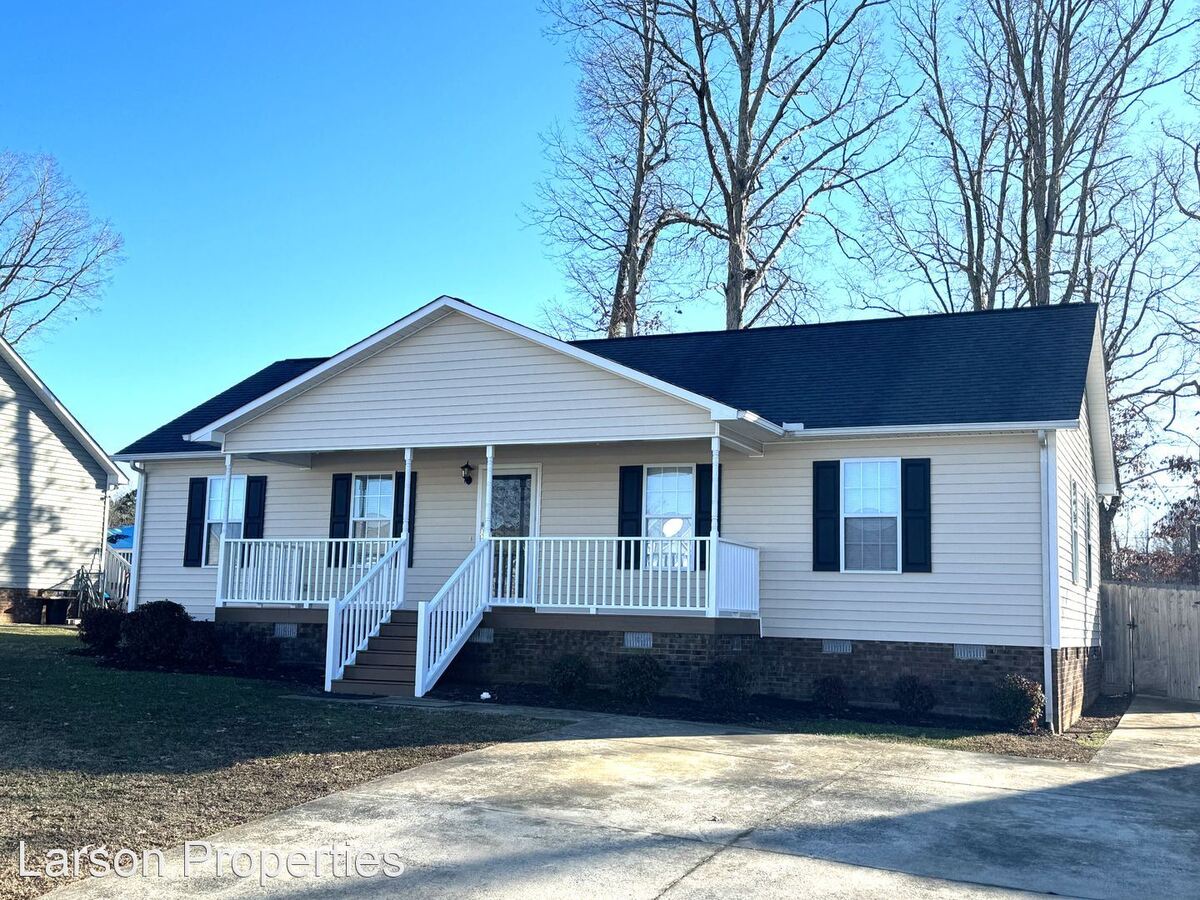 217 Manning Way Elon, NC House for Rent Rentable