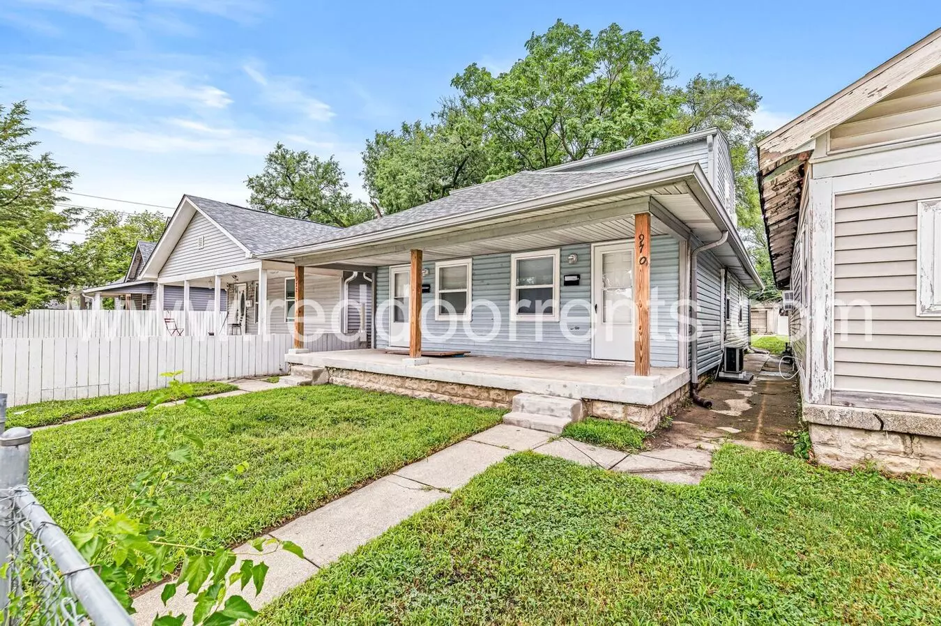 Your Perfect Indy Home Is Waiting At 970 Edgemont! House for rent in Indianapolis, IN