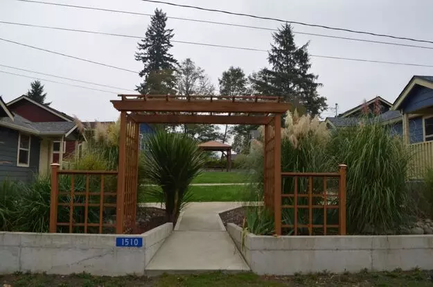 1510 Snyder Units 1-8 | Kaia Holdings Apartment for rent in Bremerton, WA
