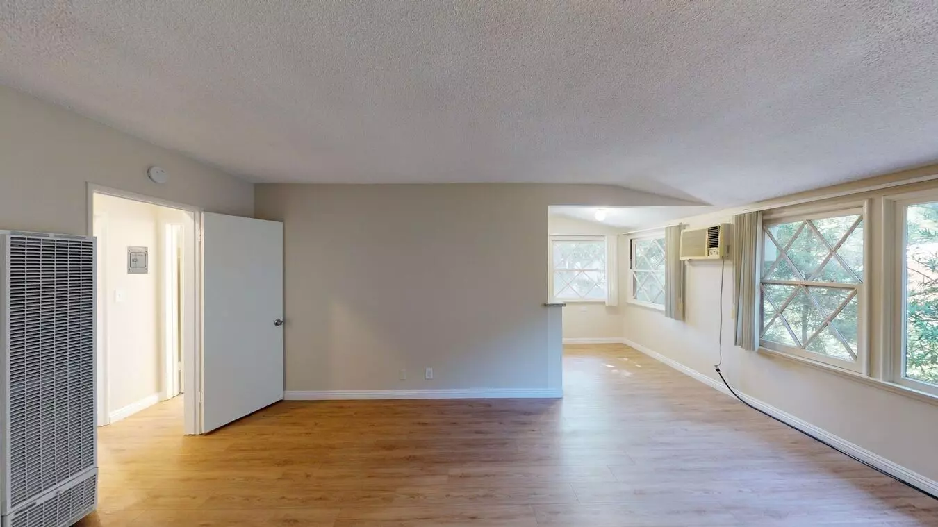 709Loc Apartment for rent in Pasadena, CA