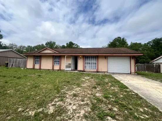 Lovely 3 Bedroom / 1 Bath Rental Home In Orange City Now Available Apartment for rent in Orange City, FL
