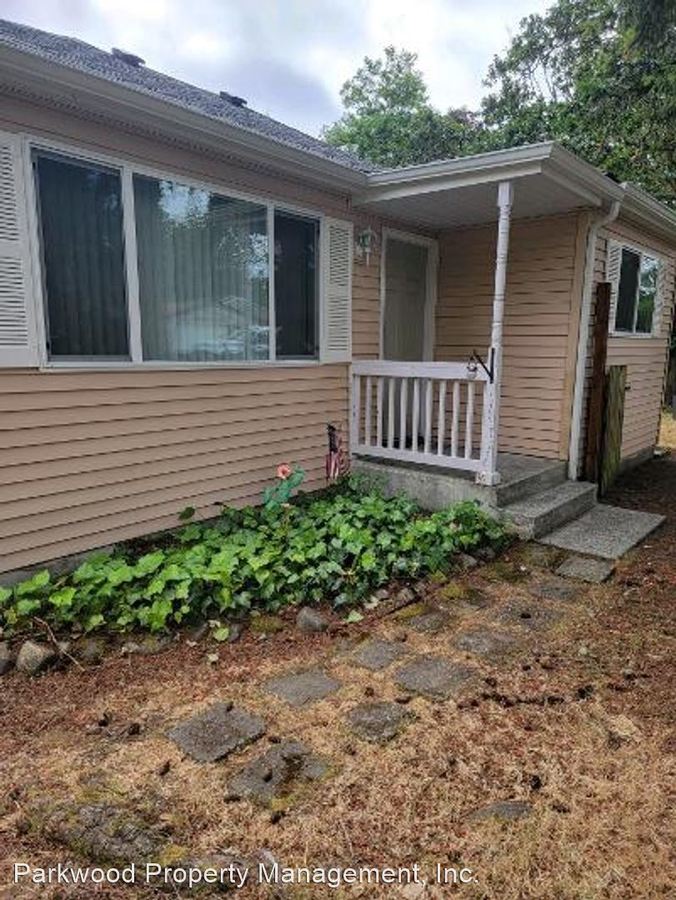 9802 American Ave Lakewood, WA House for Rent