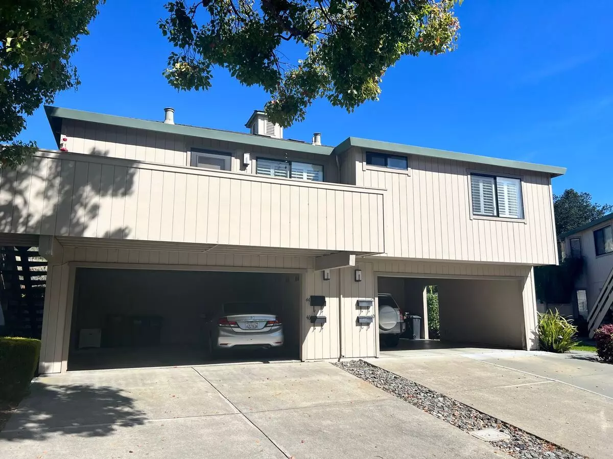 Updated One Level Upper Floor Condo With Top Of The Line Finishes In Captains Cove Apartment for rent in San Rafael, CA
