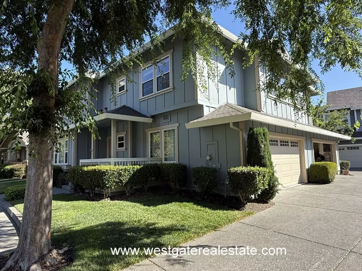 Beautiful 3/2.5 Home In Cotati - 415 Matteri Circle House for rent in Cotati, CA