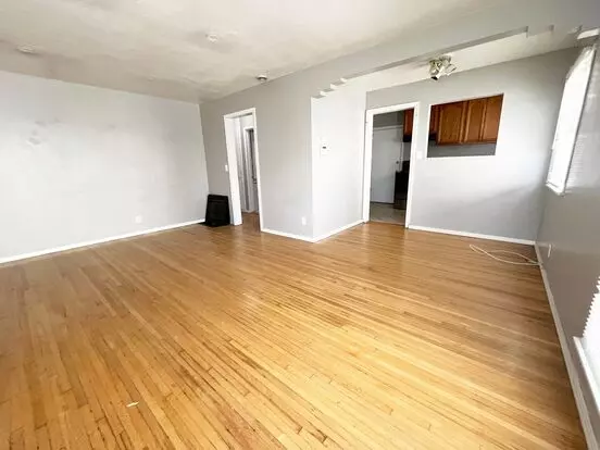 Ramsgate Apartment for rent in Los Angeles, CA