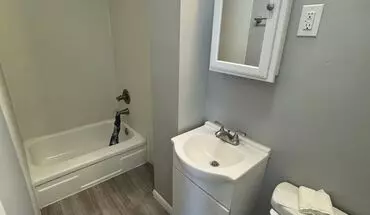 2 of 5 Hm 524 Lincoln Ct Apartment for rent in Davenport, IA