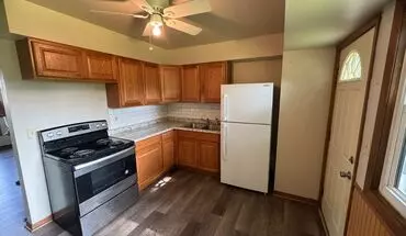 3 of 6 Hm 2607/2609 Magnolia Drive Apartment for rent in Bettendorf, IA