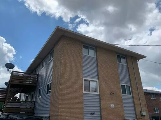 Knoll Crest - Bldg 5 Apartment for rent in Moline, IL