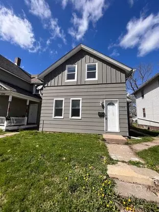 3 Bedroom 1 Bath House In Davenport! Apartment for rent in Davenport, IA