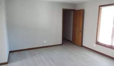 2 of 16 Sw 2717 11th Ave B Apartment for rent in Moline, IL