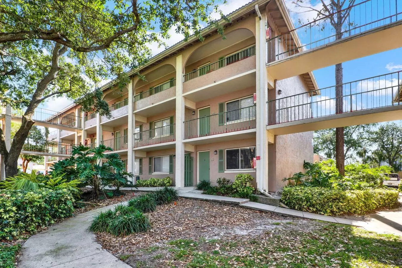 Newly Renovated ~ Ground Floor Condo In The Heart Of Altamonte Springs! Apartment for rent in Altamonte Springs, FL