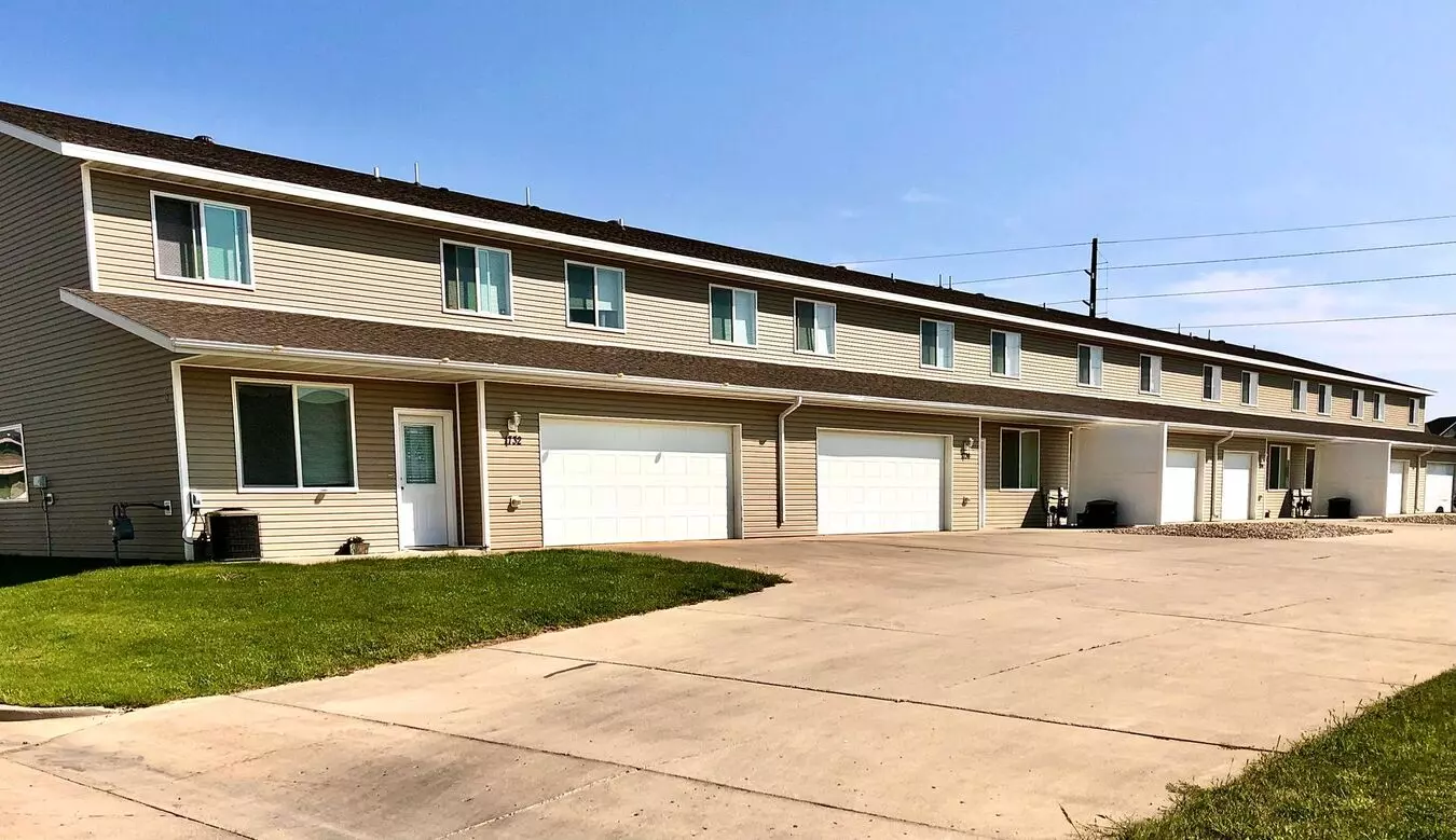 1361-1383 34th Ave SE Apartment for rent in Minot, ND